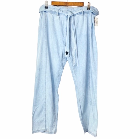 Junk Food•Mickey Embroidered Chambray Paper Bag Pant size large - Picture 1 of 11